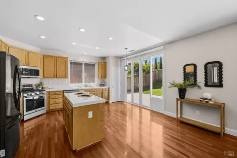 Kitchen - 1833 Roseleaf Dr, Fairfield, CA 94534 photo 1 of 5