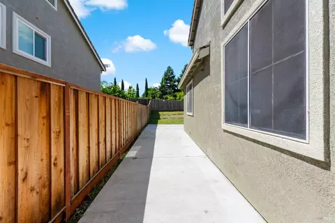Exterior - 1833 Roseleaf Dr, Fairfield, CA 94534 photo 10 of 19
