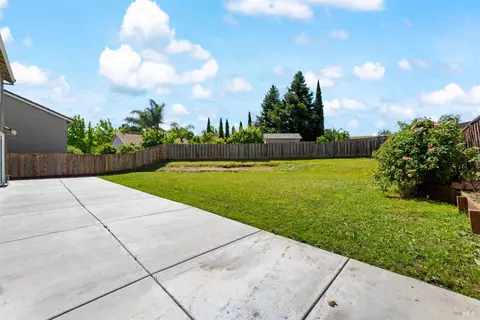 Exterior - 1833 Roseleaf Dr, Fairfield, CA 94534 photo 7 of 19