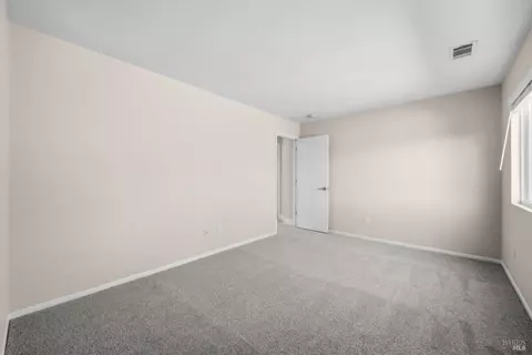 Bedroom - 1833 Roseleaf Dr, Fairfield, CA 94534 photo 9 of 11