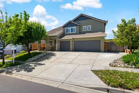Exterior - 1833 Roseleaf Dr, Fairfield, CA 94534 photo 13 of 19
