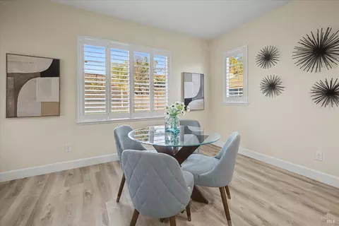 Dining - 685 Elderberry Loop, Vacaville, CA 95688 photo 3 of 4