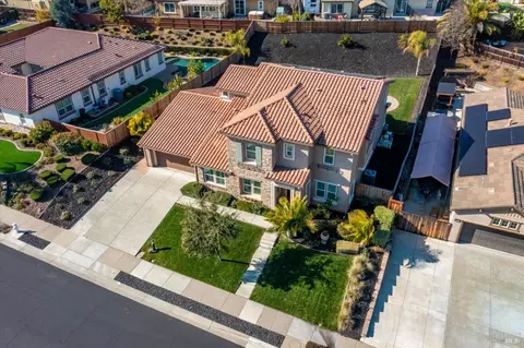 View/Area - 685 Elderberry Loop, Vacaville, CA 95688 photo 5 of 5