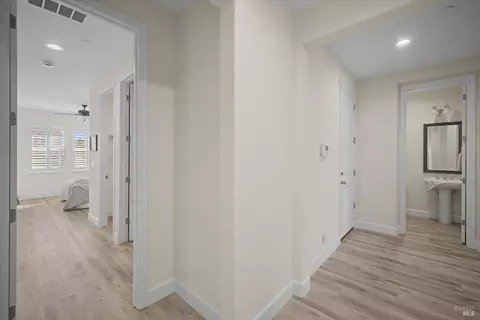 Entry Way - 685 Elderberry Loop, Vacaville, CA 95688 photo 9 of 15