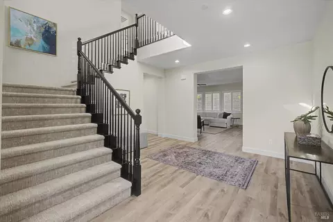Entry Way - 685 Elderberry Loop, Vacaville, CA 95688 photo 6 of 15
