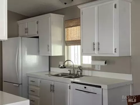 8109 B St, Windsor, CA 95492 photo 4