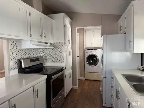 8109 B St, Windsor, CA 95492 photo 5