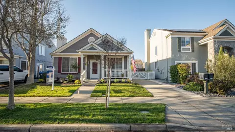 5257 Venus Dr, Fairfield, CA 94534