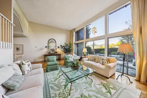 32 Greenside Way, San Rafael, CA 94901