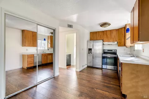 Kitchen - 8356 Windmill Farms Dr, Cotati, CA 94931 photo 1 of 2