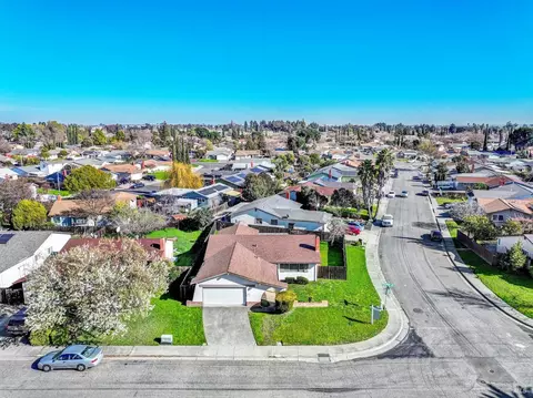 View/Area - 2202 Sandpiper Dr, Fairfield, CA 94533 photo 4 of 11