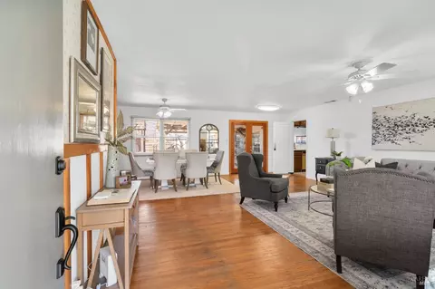 Entry Way - 1179 Oakwood Ave, Vallejo, CA 94591 photo 1 of 2