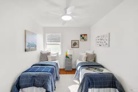 Bedroom - 1179 Oakwood Ave, Vallejo, CA 94591 photo 1 of 4