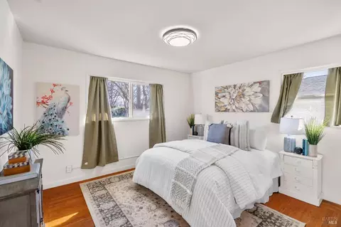 Bedroom - 1179 Oakwood Ave, Vallejo, CA 94591 photo 2 of 4