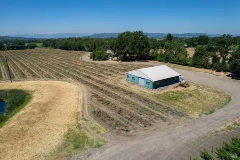 5744 Highway 128, Geyserville, CA 95441 photo 9