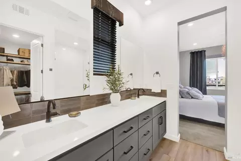 Bath - 2282 Solace Vis, Fairfield, CA 94533 photo 3 of 4