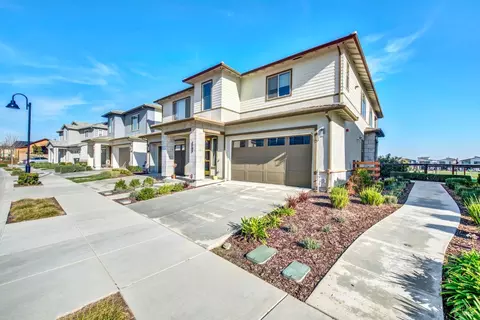 Exterior - 2282 Solace Vis, Fairfield, CA 94533 photo 2 of 15