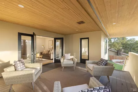 Exterior - 559 E Spring St, Napa, CA 94559 photo 1 of 20