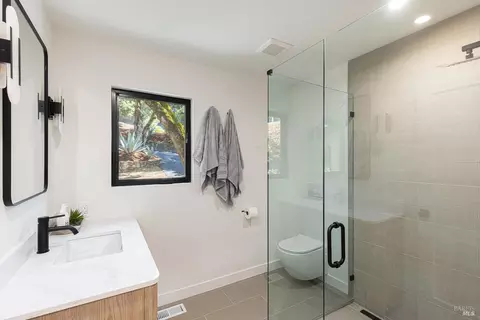 Bath - 559 E Spring St, Napa, CA 94559 photo 4 of 6