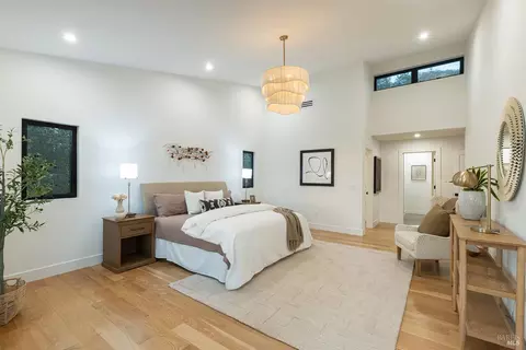 Bedroom - 559 E Spring St, Napa, CA 94559 photo 3 of 8