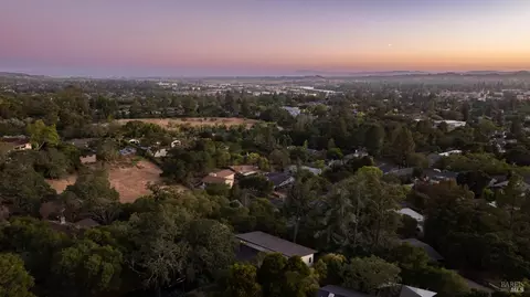 View/Area - 559 E Spring St, Napa, CA 94559 photo 5 of 5