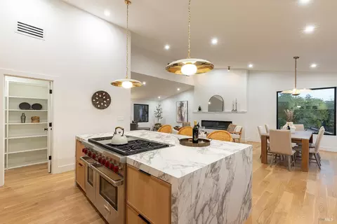Kitchen - 559 E Spring St, Napa, CA 94559 photo 8 of 12