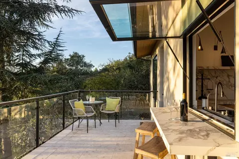 Exterior - 559 E Spring St, Napa, CA 94559 photo 10 of 20