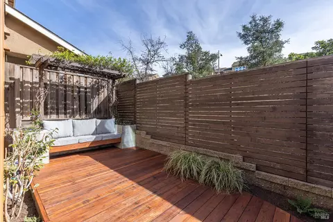 417 Jacquelyn Ln, Petaluma, CA 94952 photo 17