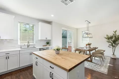 417 Jacquelyn Ln, Petaluma, CA 94952 photo 15