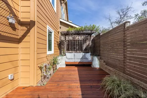 417 Jacquelyn Ln, Petaluma, CA 94952 photo 18