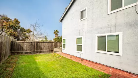 Exterior - 22 Brighton Dr, Vallejo, CA 94591 photo 9 of 10
