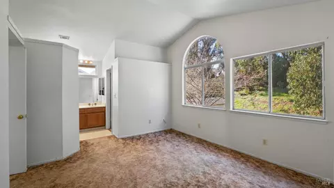 Bedroom - 157 James River Rd, Vallejo, CA 94591 photo 2 of 8