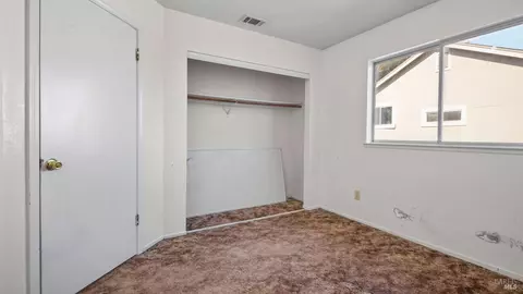 Bedroom - 157 James River Rd, Vallejo, CA 94591 photo 8 of 8