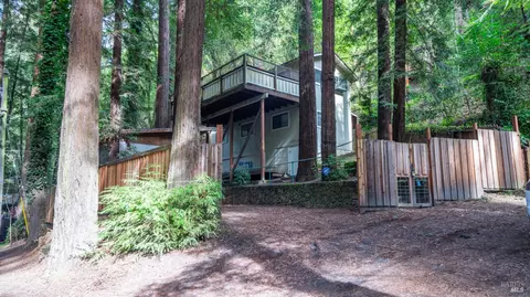 11144 Ice Box Canyon Rd, Forestville, CA 95436