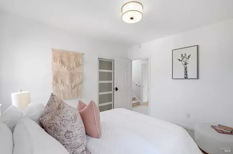 Bedroom - 291 Greene St, Mill Valley, CA 94941 photo 4 of 6