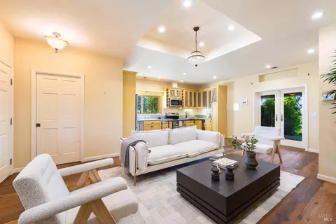 Living - 335 Pine Breeze Dr, Angwin, CA 94508 photo 5 of 6