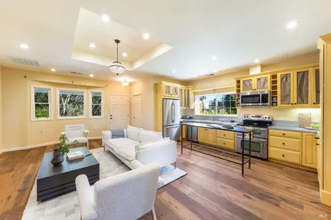 Living - 335 Pine Breeze Dr, Angwin, CA 94508 photo 6 of 6