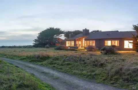 36939 Green Cove Dr, The Sea Ranch, CA 95497