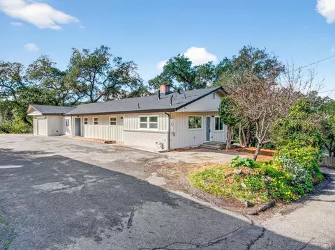 611 Lake St, Cloverdale, CA 95425