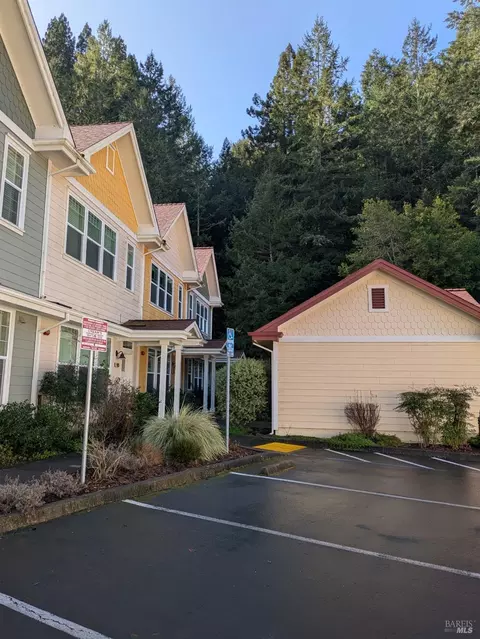 Exterior - 14639 Jomark Ln, Occidental, CA 95465 photo 4 of 7