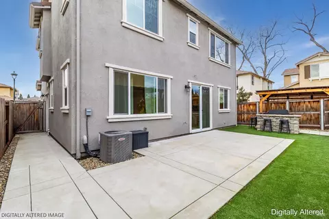 Exterior - 848 Fruit Stand Cir, Vacaville, CA 95688 photo 11 of 16
