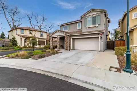 Exterior - 848 Fruit Stand Cir, Vacaville, CA 95688 photo 3 of 16