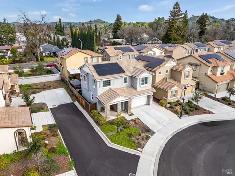 View/Area - 848 Fruit Stand Cir, Vacaville, CA 95688 photo 2 of 5