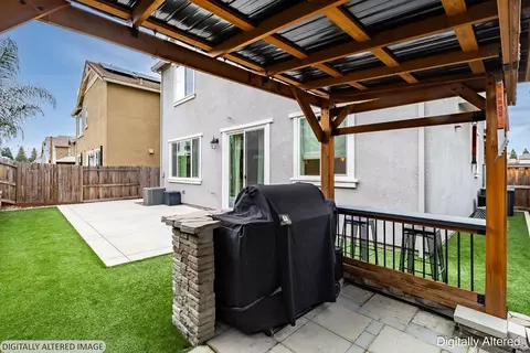 Exterior - 848 Fruit Stand Cir, Vacaville, CA 95688 photo 13 of 16