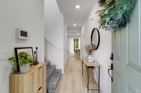Entry Way - 848 Fruit Stand Cir, Vacaville, CA 95688 photo 1 of 7