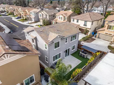 View/Area - 848 Fruit Stand Cir, Vacaville, CA 95688 photo 4 of 5