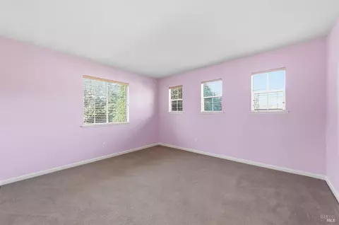 Bedroom - 4595 Avondale Cir, Fairfield, CA 94533 photo 4 of 11