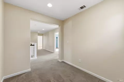 Entry Way - 4595 Avondale Cir, Fairfield, CA 94533 photo 8 of 8