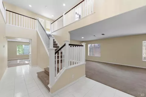 Entry Way - 4595 Avondale Cir, Fairfield, CA 94533 photo 2 of 8