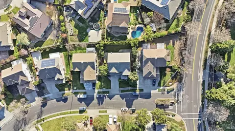 View/Area - 4595 Avondale Cir, Fairfield, CA 94533 photo 5 of 9